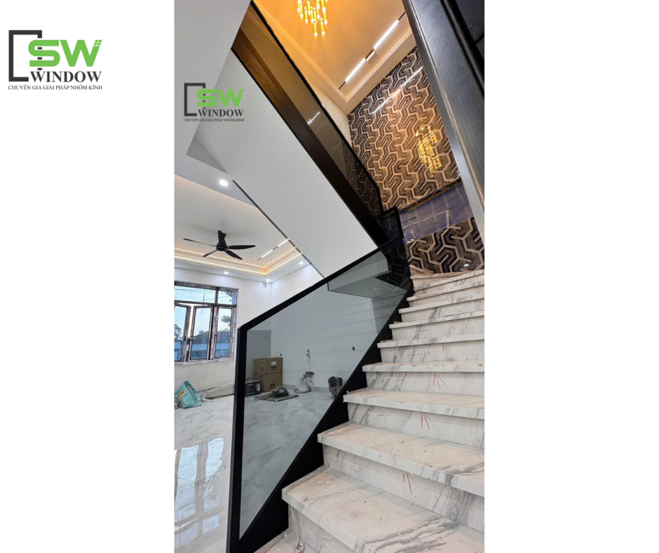 Cầu thang máng nhôm cover