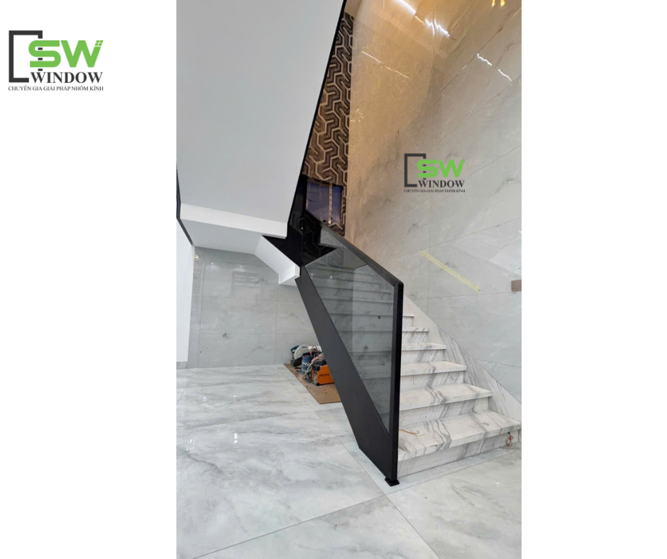 Cầu thang máng nhôm cover